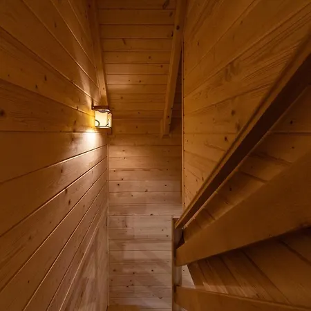 Eko Mamastra 斯扎法拉瑞